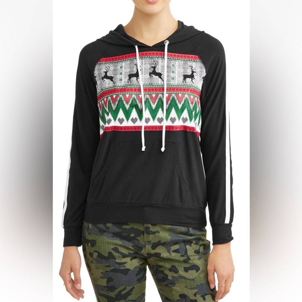 No Boundaries Black and Green Reindeer Hoodie. S